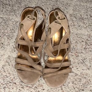 Diane Von Furstenburg  Tan Taupe Suede Strap Pump Heels Size 7